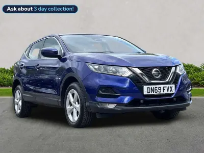Used Nissan Qashqai Acenta Premium 115 HP (84 kW) 2019 Blue SUV