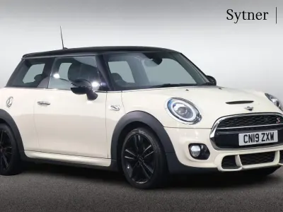 Used Mini Cooper S Hatch 189 HP (139 kW) 2019 White Hatchback