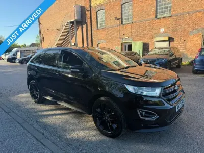 Usado Ford Edge Sport 210 HP (154 kW) 2017 Preto SUV