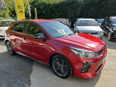 Begagnad Kia Rio GT-Line 118 HK (86 kW) 2019 Röd Halvkombi