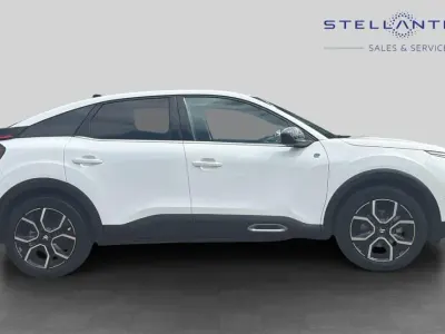 Używany Citroën e-C4 98 kW (134 KM) 2024 Biały Hatchback