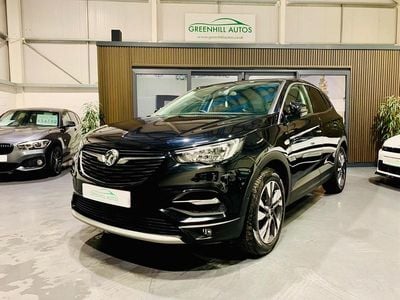 Used Vauxhall Grandland X SRi 130 HP (95 kW) 2020 Black SUV