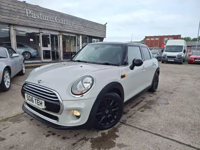 Used Mini Cooper D Hatch 116 HP (85 kW) 2016 Silver Hatchback