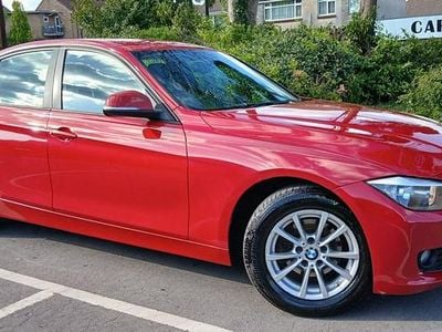 Begagnad BMW 320 Efficient Dynamics 2014 Röd Sedan