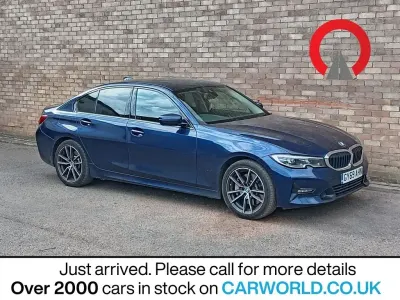 Used BMW 330 Sport Line 292 HP (214 kW) 2019 Blue Sedan