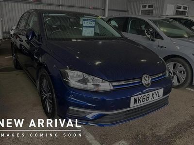 Used VW Golf VII SE 130 HP (95 kW) 2018 Blue Hatchback