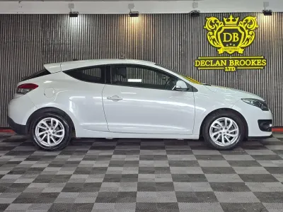 Używany Renault Mégane Coupé Dynamique 2015 Biały Coupe