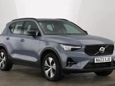 Used Volvo XC40 Plus 211 HP (155 kW) 2023 Metallic  thunder grey SUV