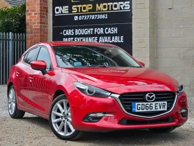 Used Mazda 3 Inclusive 105 HP (77 kW) 2016 Red Hatchback