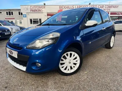 Used Renault Clio II 86 HP (63 kW) 2010 Blue Hatchback