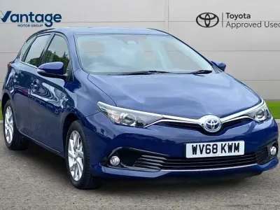 Used Toyota Auris Hybrid