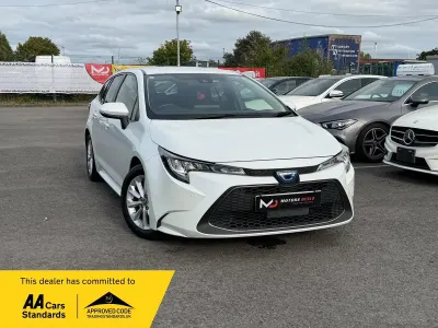 Used Toyota Corolla 140 HP (102 kW) 2022 White Estate