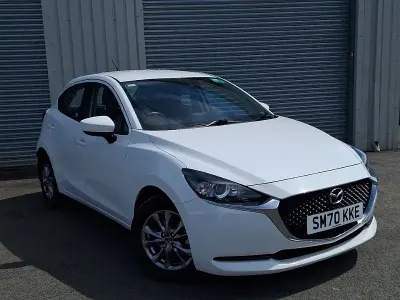 Used Mazda 2 90 HP (66 kW) 2021 White Hatchback
