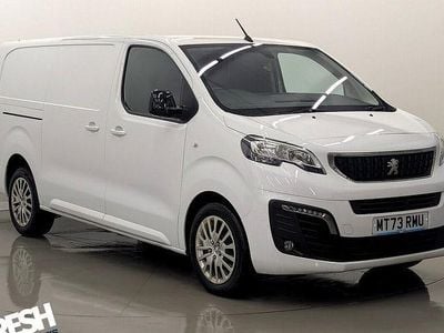 White Used 2023 Peugeot Expert Premium Van | £15,999 (Fair price)