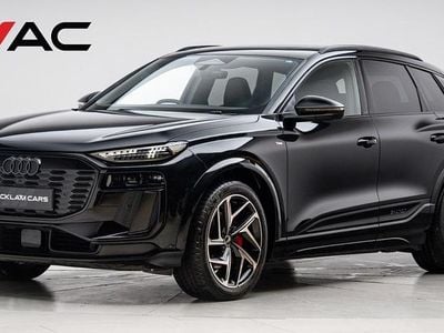 Black Used 2025 Audi e-tron Performance SUV | £54,990