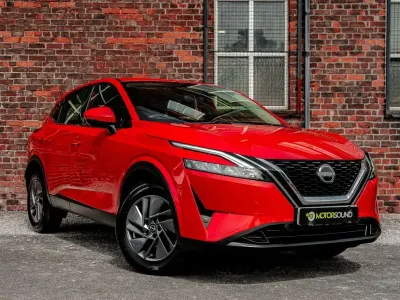 Used Nissan Qashqai Acenta Premium 2023 Red SUV