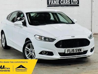 Used Ford Mondeo Titanium 150 HP (110 kW) 2015 White Hatchback