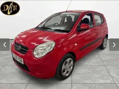 Second-hand Kia Picanto 64 CP (47 kW) 2010 Roșu Hatchback