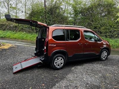 Used Peugeot Rifter Allure Premium 131 HP (96 kW) 2021 Bronze MPV