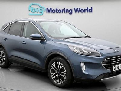 Usado Ford Kuga Titanium 120 HP (88 kW) 2021 Azul SUV