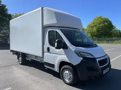Used Peugeot Boxer S 140 HP (102 kW) 2021 White Van