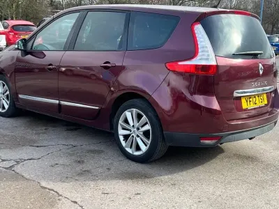 Usado Renault Grand Scénic III Dynamique 2012 Vermelho Monovolume