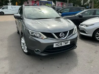 Used Nissan Qashqai Tekna 115 HP (84 kW) 2016 Grey SUV
