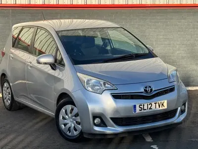 Usado Toyota Verso-S 2012 Monovolumen