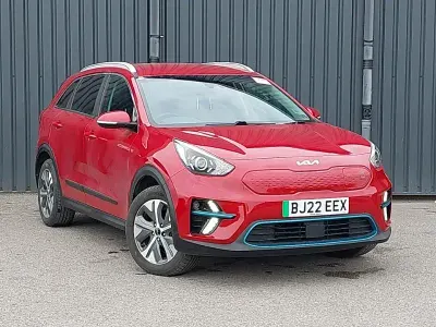 Używany Kia e-Niro 147 kW (201 KM) 2022 Czerwony SUV