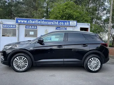 Second-hand Vauxhall Grandland X Business Edition 130 CP (95 kW) 2019 Negru SUV