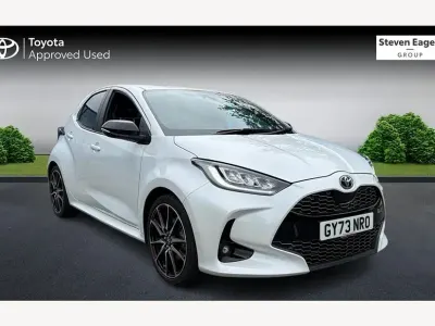 Used Toyota Yaris Sport 116 HP (85 kW) 2023 White Hatchback