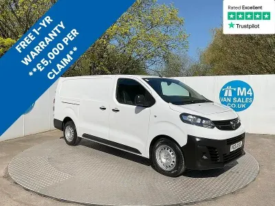 Gebraucht Vauxhall Vivaro 100 PS (73 kW) 2021 Weiß Van / Kleinbus