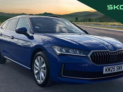 Used Skoda Superb SE Technology 150 HP (110 kW) 2025 Blue Estate