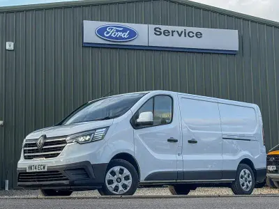 Używany Renault Trafic 2024 Biały Minivan