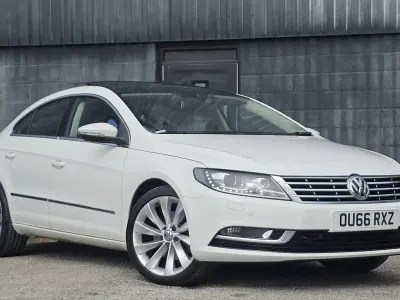 Used VW CC S 2016 White Sedan
