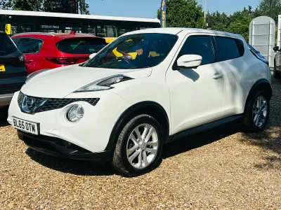 Used Nissan Juke N-Connecta 110 HP (80 kW) 2015 White SUV