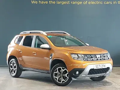 Begagnad Dacia Duster Prestige 130 HK (95 kW) 2021 Orange SUV