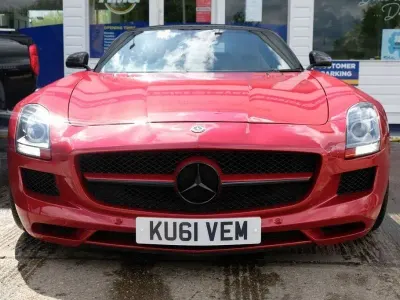 Used Mercedes SLS AMG AMG 571 HP (419 kW) 2011 Red Cabriolet