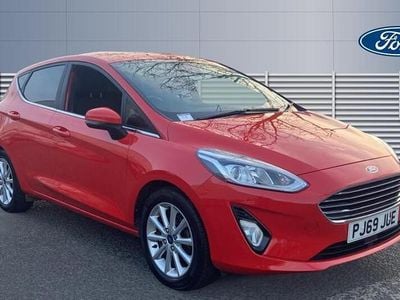 Used Ford Fiesta Titanium 125 HP (91 kW) 2019 Red Hatchback