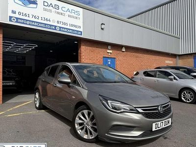 Used Vauxhall Astra Design Edition 125 HP (91 kW) 2017 Grey Hatchback