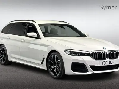 Begagnad BMW 520 M Sport 181 HK (133 kW) 2022 Vit Kombi