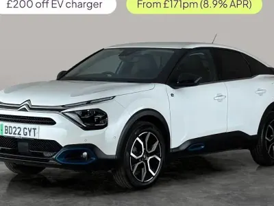 Used Citroën e-C4 Shine 100 kW (136 HP) 2022 White Hatchback