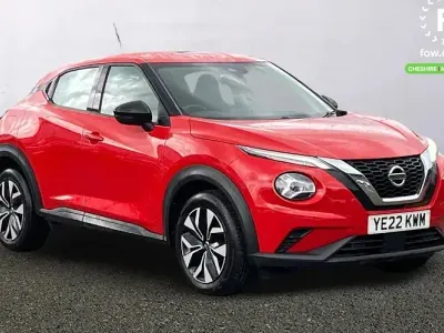 Used Nissan Juke Acenta 114 HP (83 kW) 2022 Red SUV