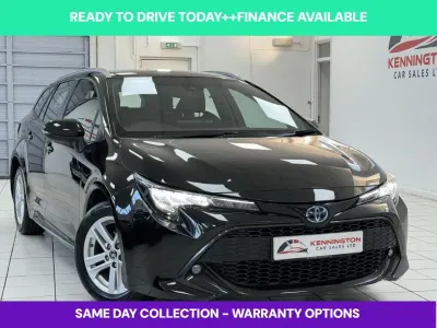 Usado Toyota Corolla 2023 Negro Familiar