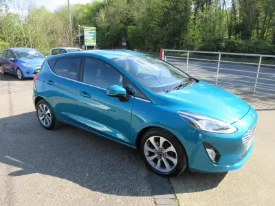 Used Ford Fiesta Titanium 120 HP (88 kW) 2018 Blue Hatchback