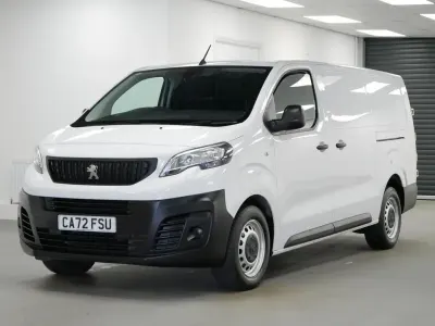 Käytetty Peugeot Expert Premium 100 HP (73 kW) 2022 Valkoinen Van