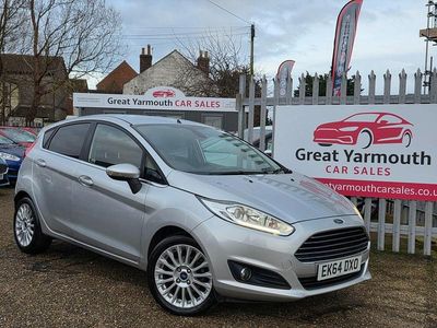 Used Ford Fiesta Titanium 2014 Silver Hatchback