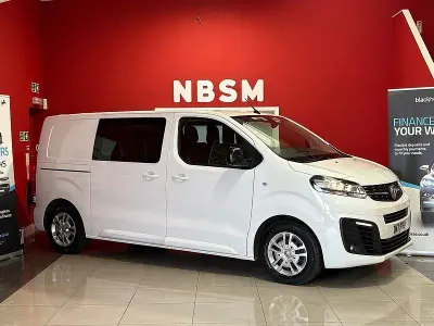 Second-hand Vauxhall Vivaro Sportive 100 CP (73 kW) 2021 Alb Monovolum