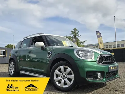 Used Mini Cooper S Classic 192 HP (141 kW) 2019 Green Hatchback