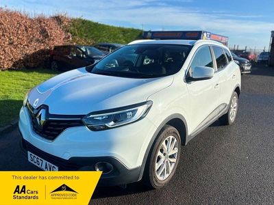 White Used 2018 Renault Kadjar Dynamique SUV | £8,995 (A bit pricey)